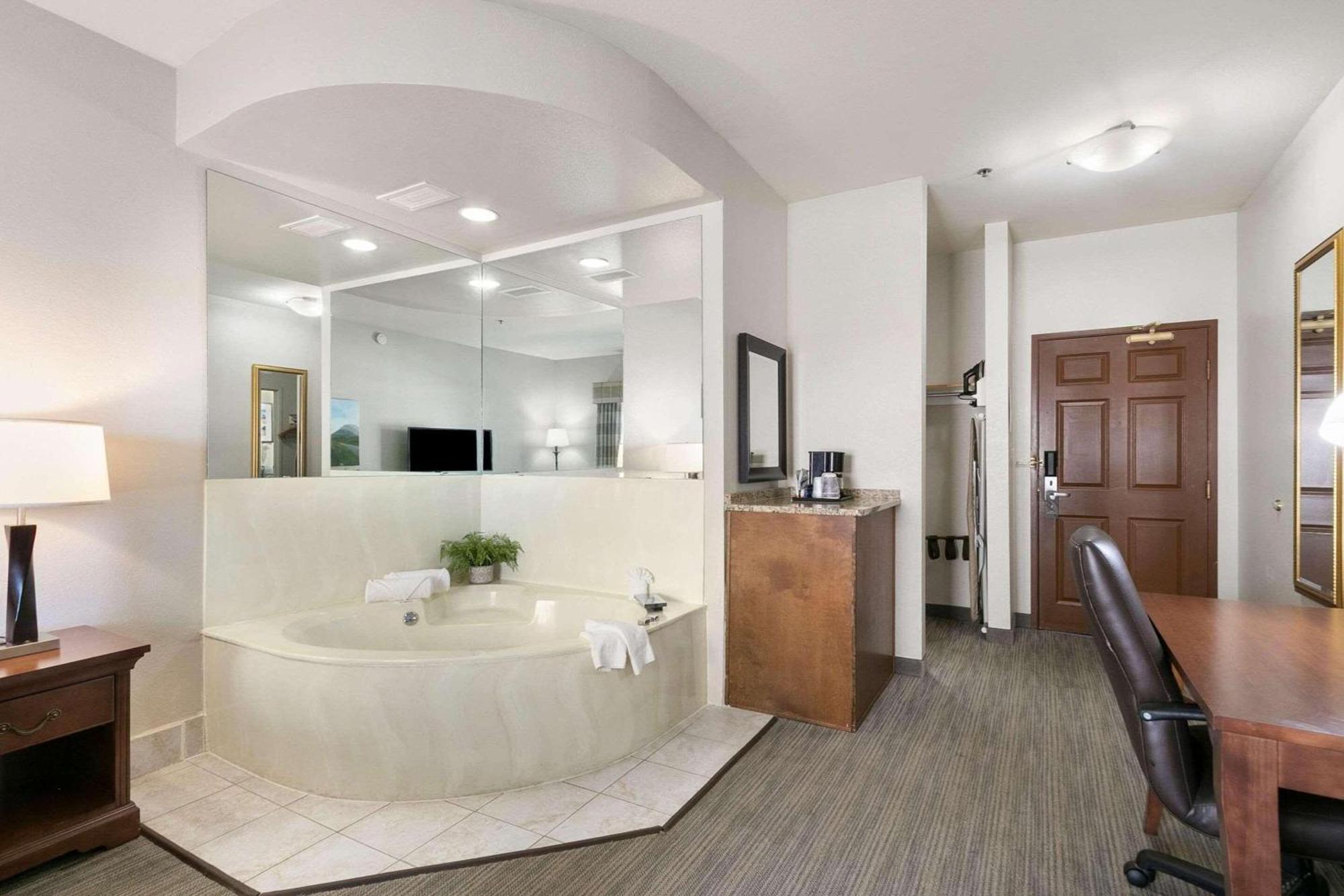 Country Inn & Suites By Radisson, Greeley, Co Kültér fotó